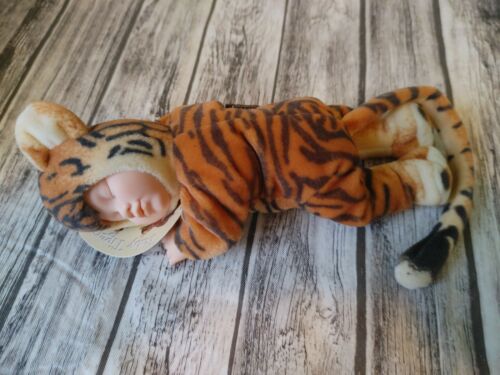 Vtg 2000 Anne Geddes Baby Tiger Bean Bag Collection Plush Sleeping Doll
